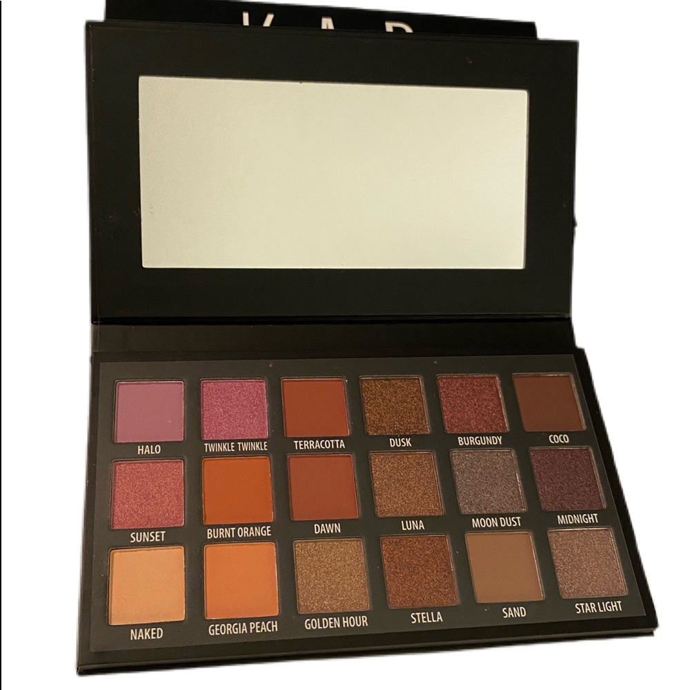 KAB Day and Night Eyeshadow Palette